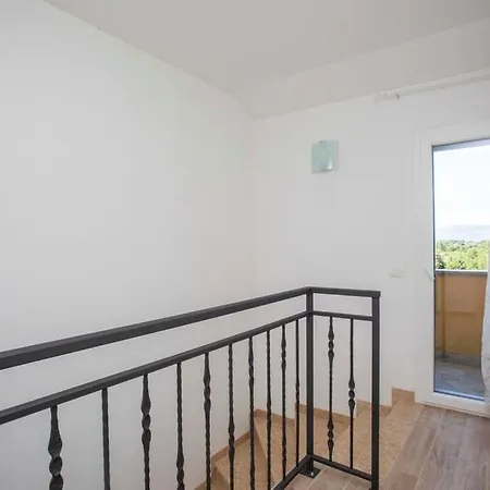 Apartman B & F Διαμέρισμα *