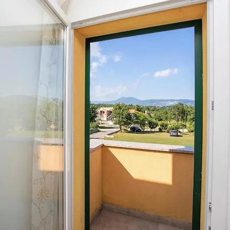 Apartman B & F Διαμέρισμα