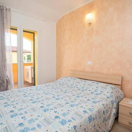 Apartman B & F * Santalezi